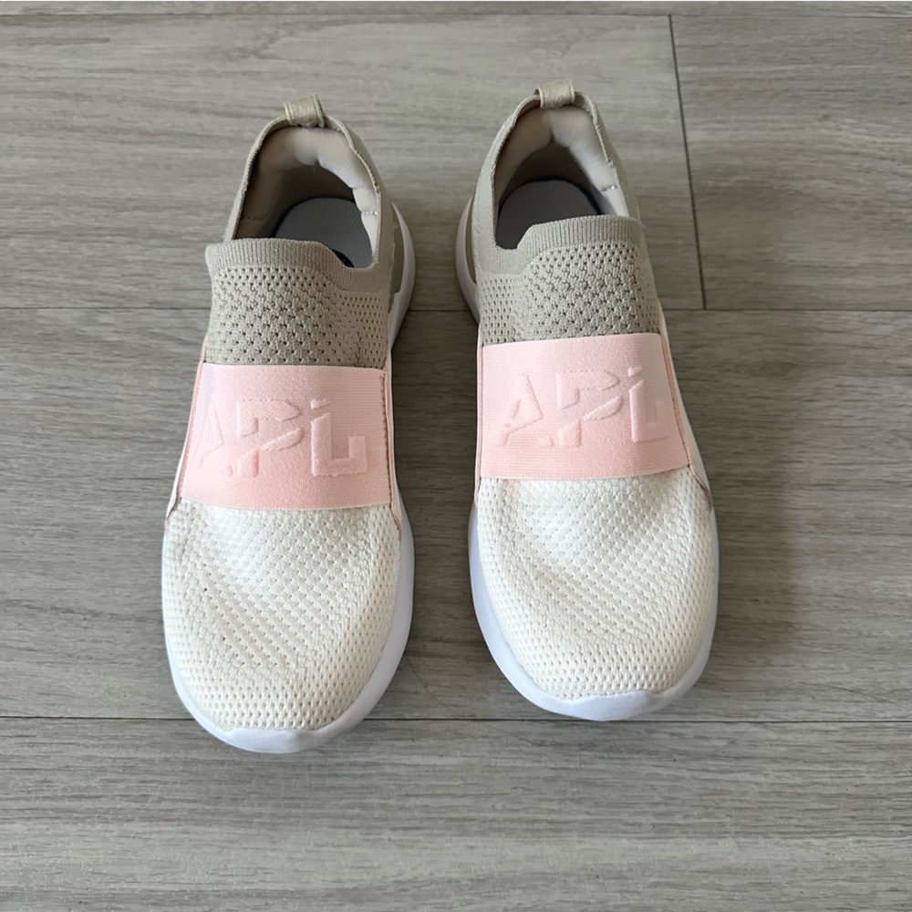 APL Techloom Bliss tricolor sneakers 5.5